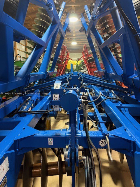 2012 Landoll 7431-29 Image 10