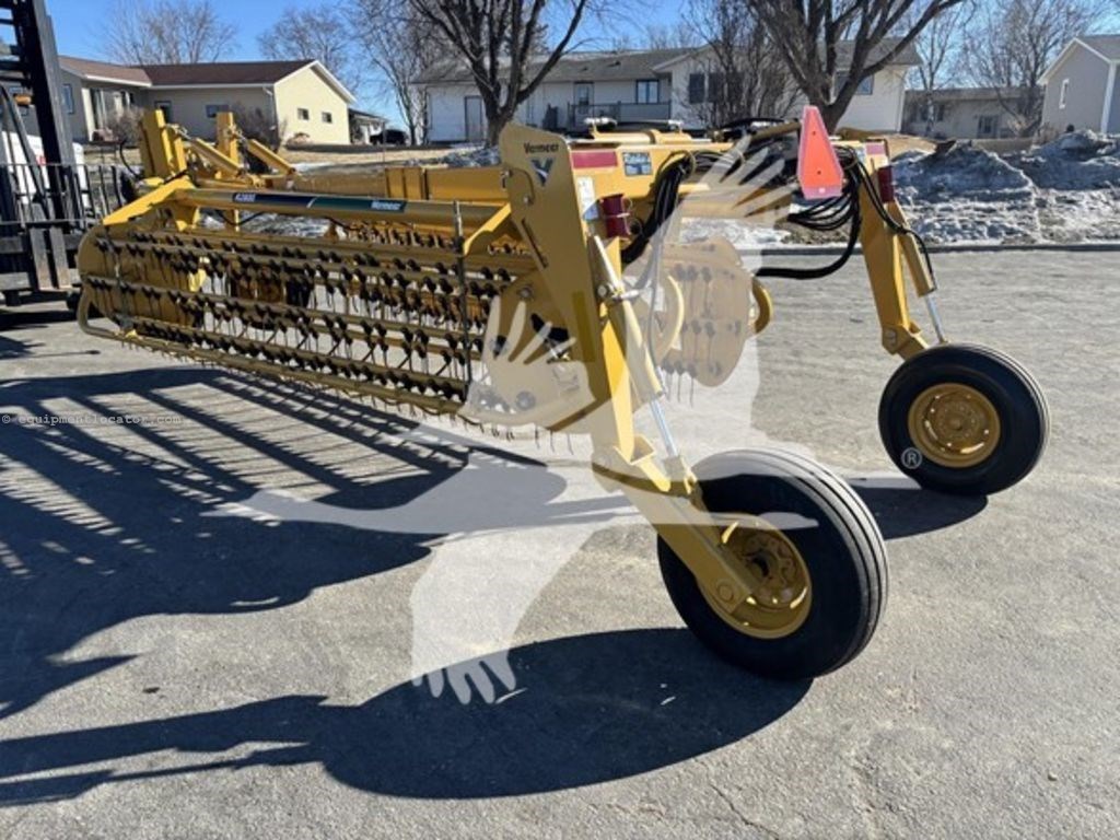 2015 Vermeer R2800 Image 3