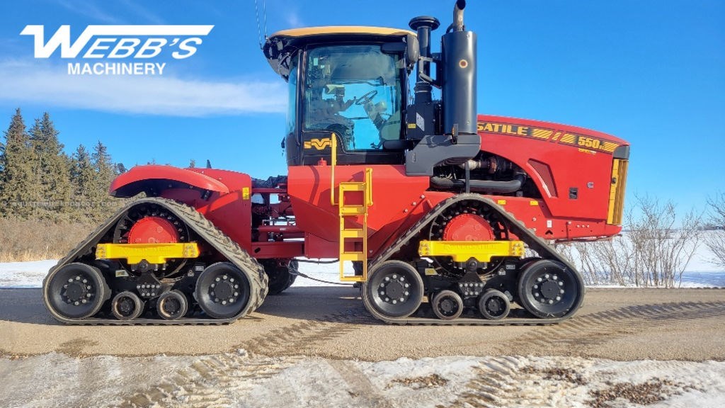 2017 Versatile 550DT Image 3