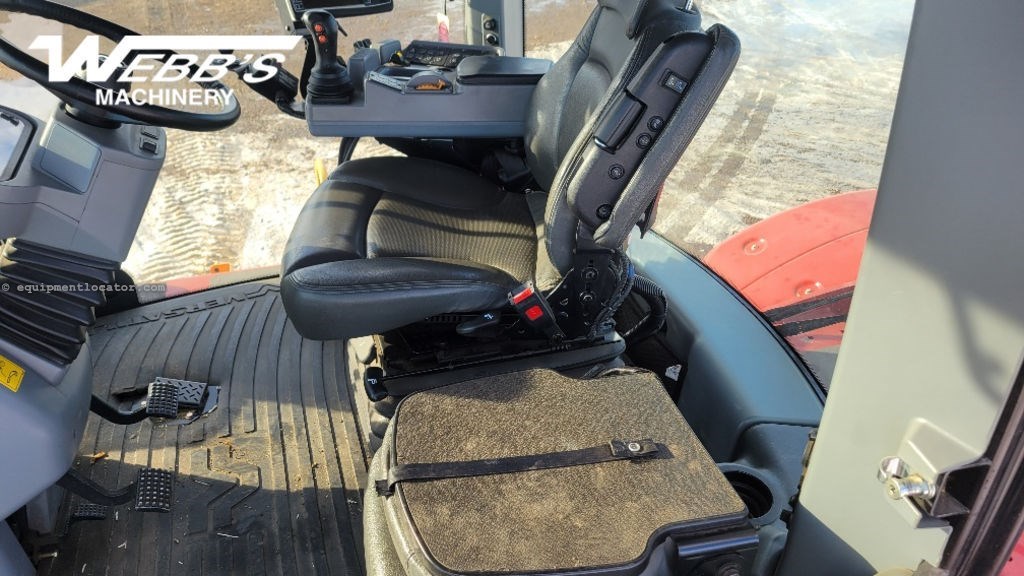 2017 Versatile 550DT Image 5