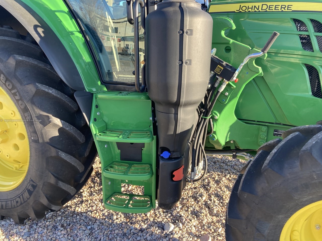 2025 John Deere 6140M Image 10