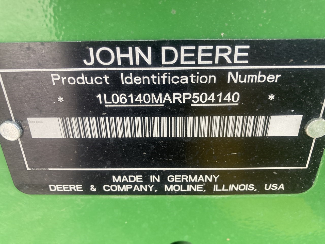 2025 John Deere 6140M Image 32