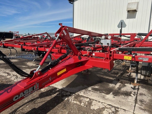 2023 Case IH TM255 Image 3