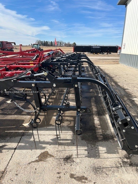 2023 Case IH TM255 Image 5