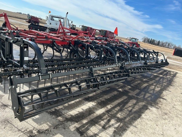 2023 Case IH TM255 Image 7