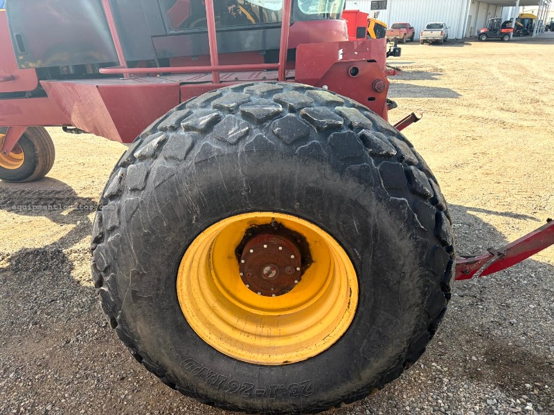 2008 New Holland H8080 Image 4