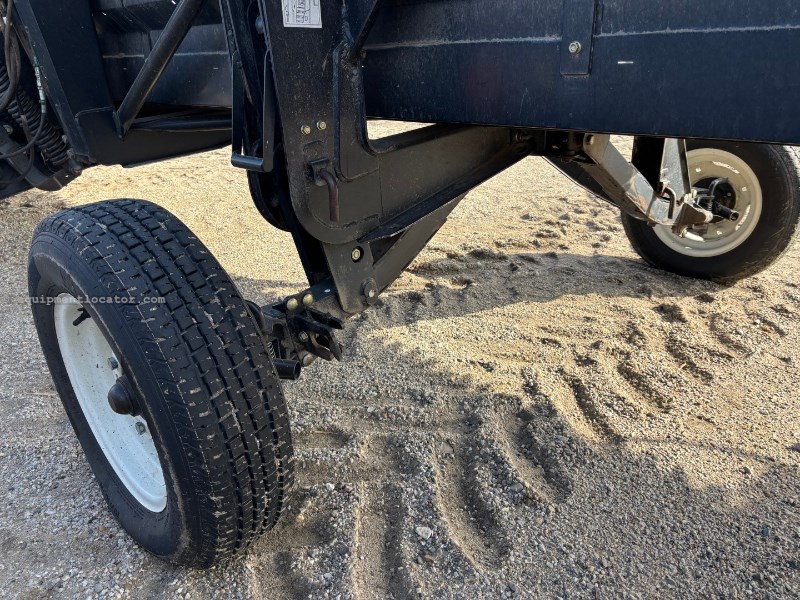 2010 Case IH 2162 Image 10