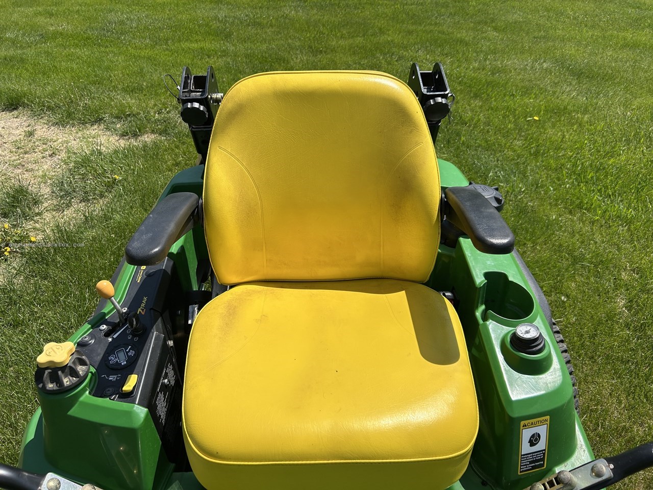2012 John Deere Z925A Image 2