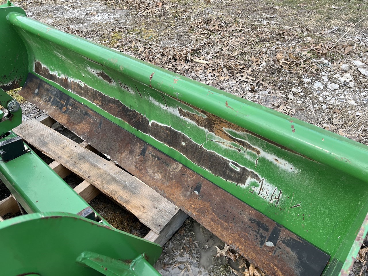 2017 Frontier BB4172 Image 10