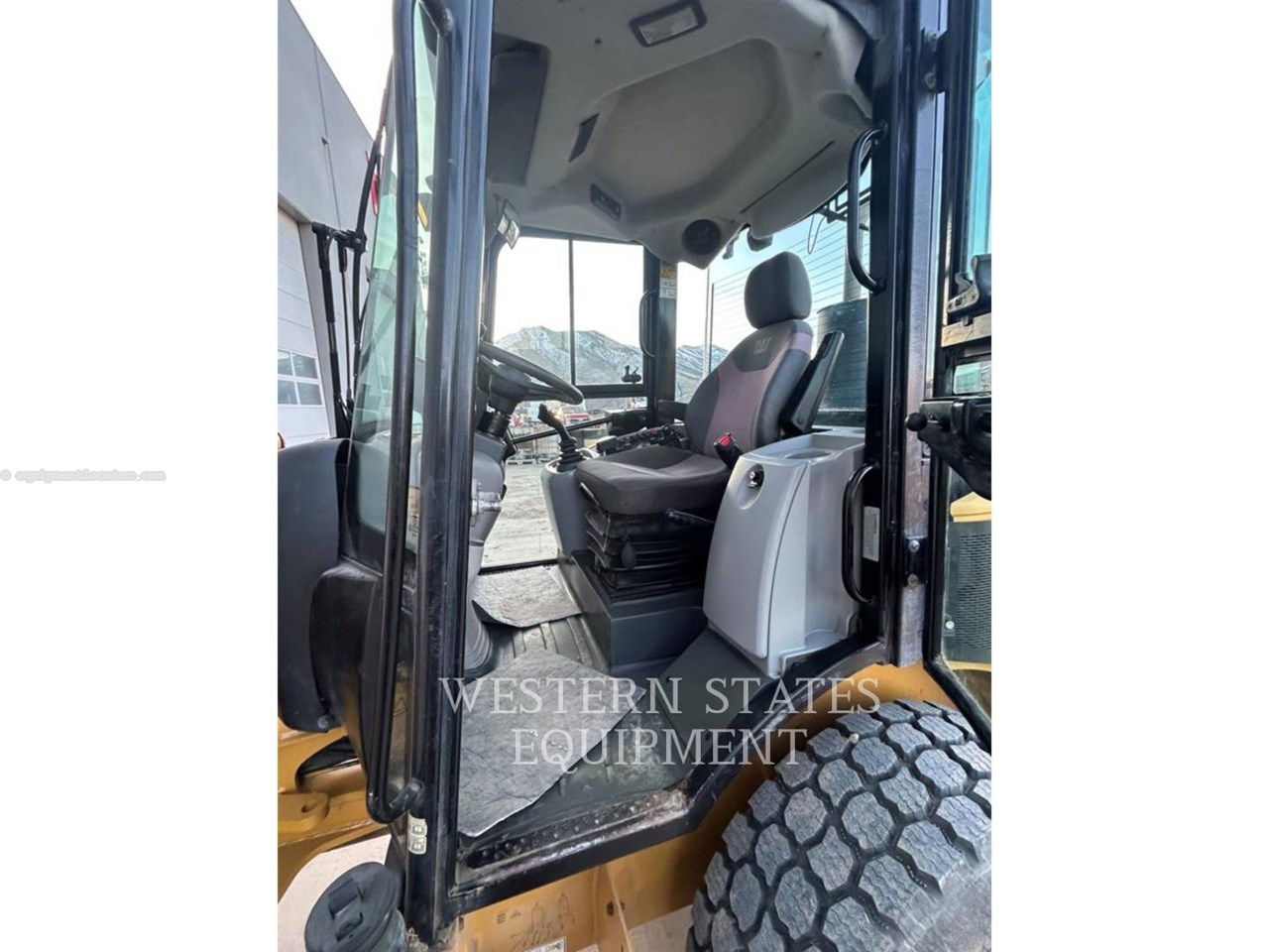 2015 Caterpillar 906H2 Image 10