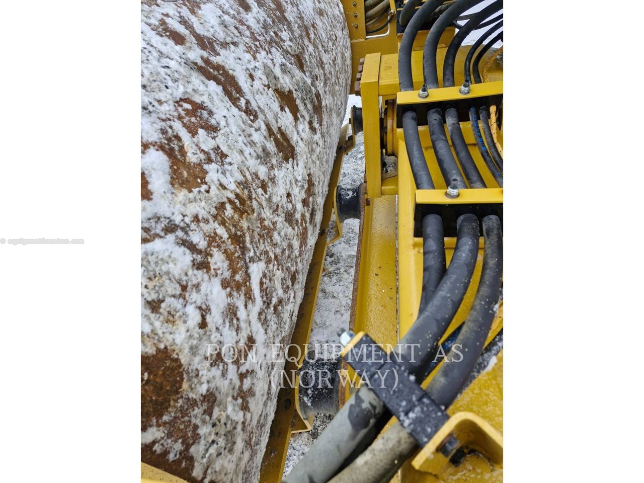 2020 Caterpillar CS66B Image 10