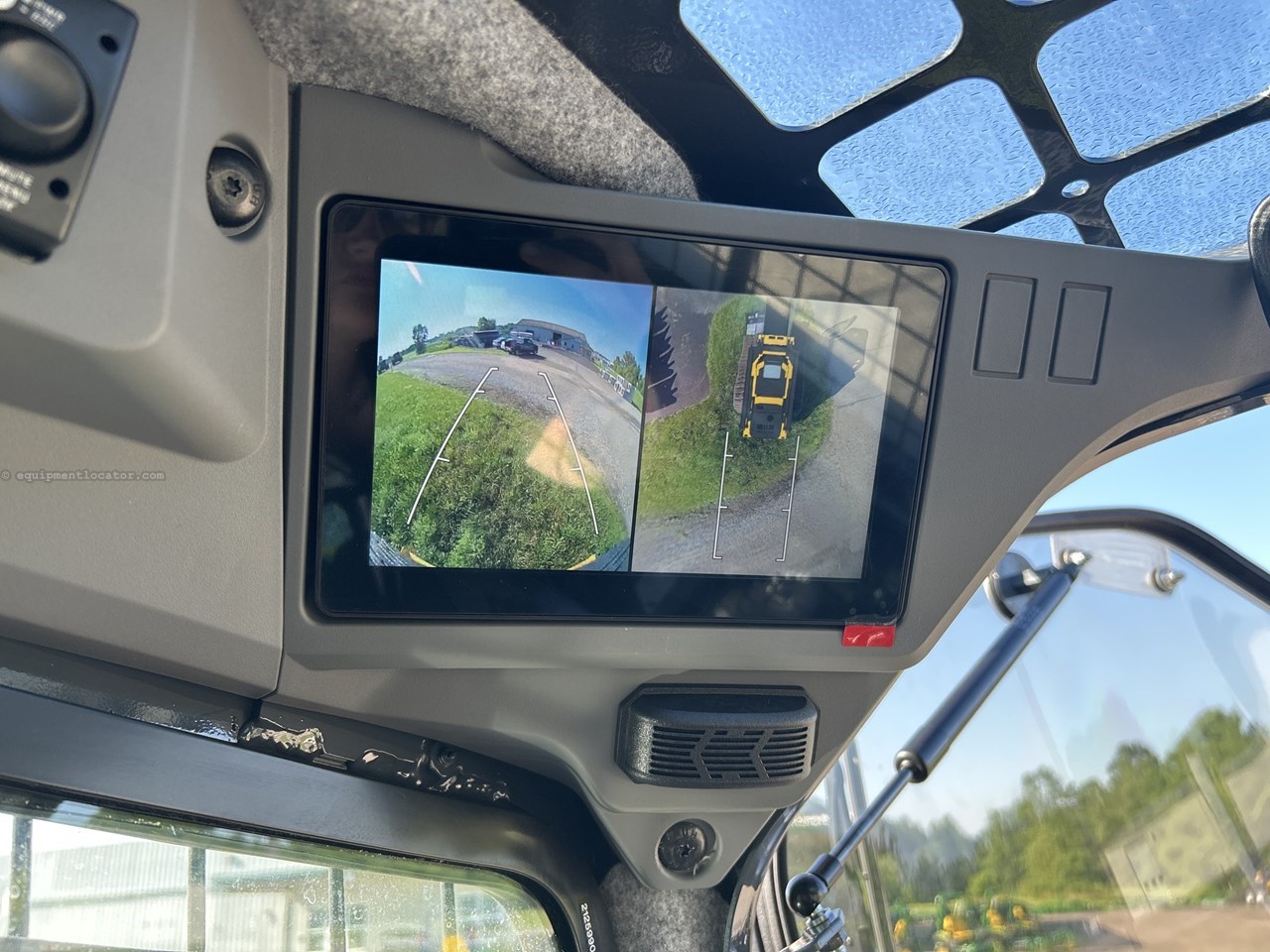 2025 John Deere 335 P Image 11