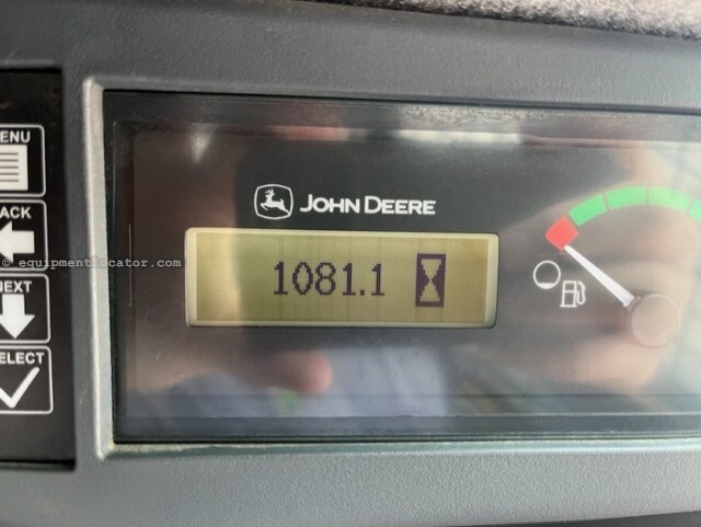 2022 John Deere 333G Image 2