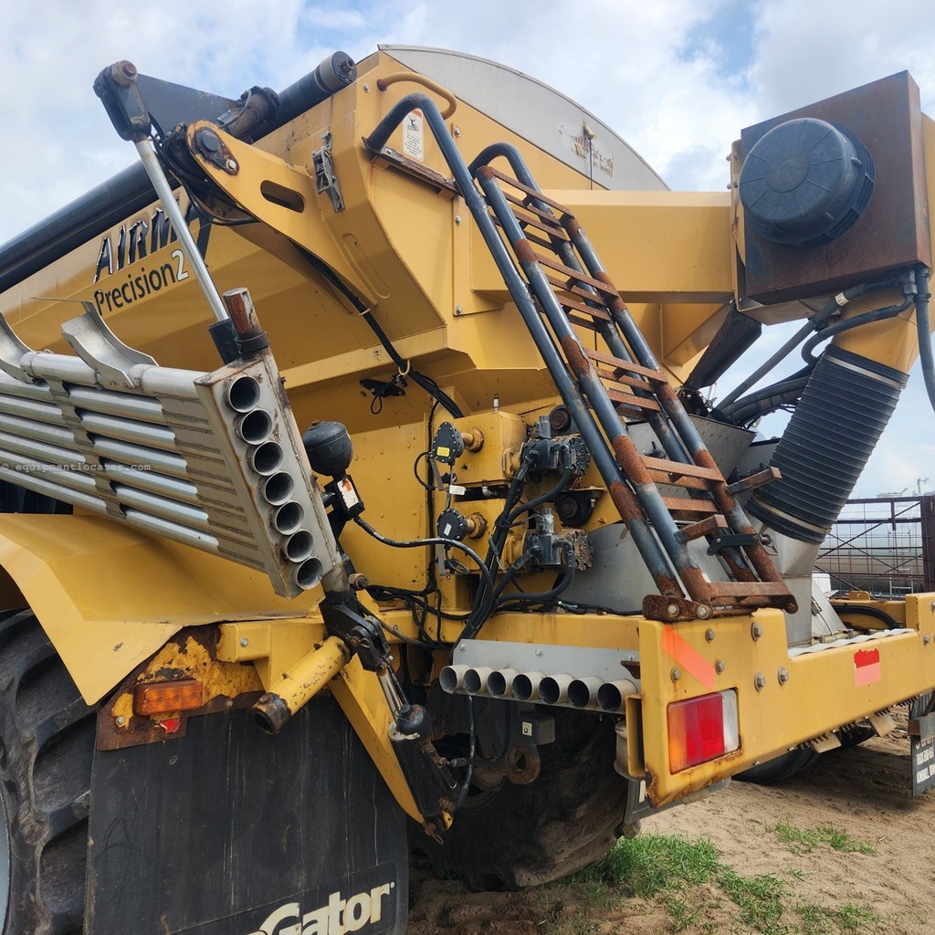 2018 Terra-Gator TG8400 Image 10