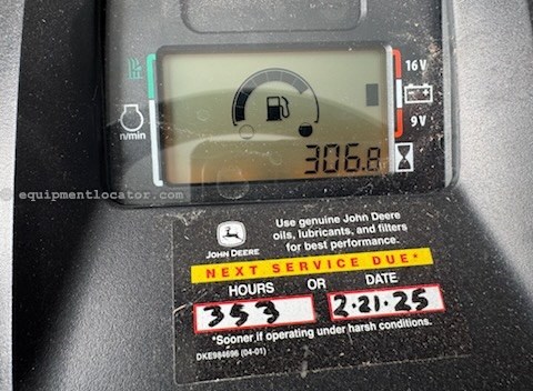 2019 John Deere X380 Image 4