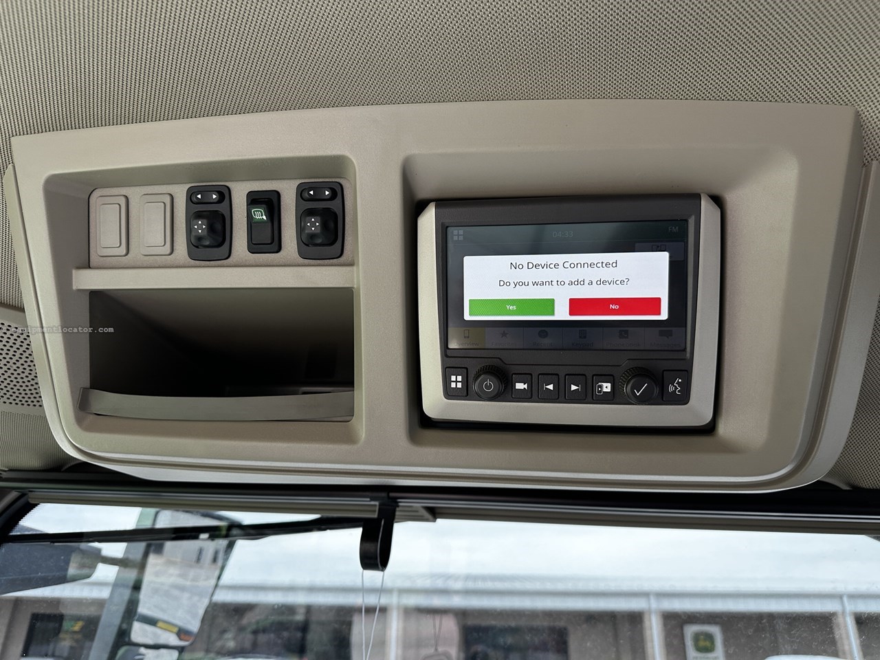 2021 John Deere 7R 330 Image 10