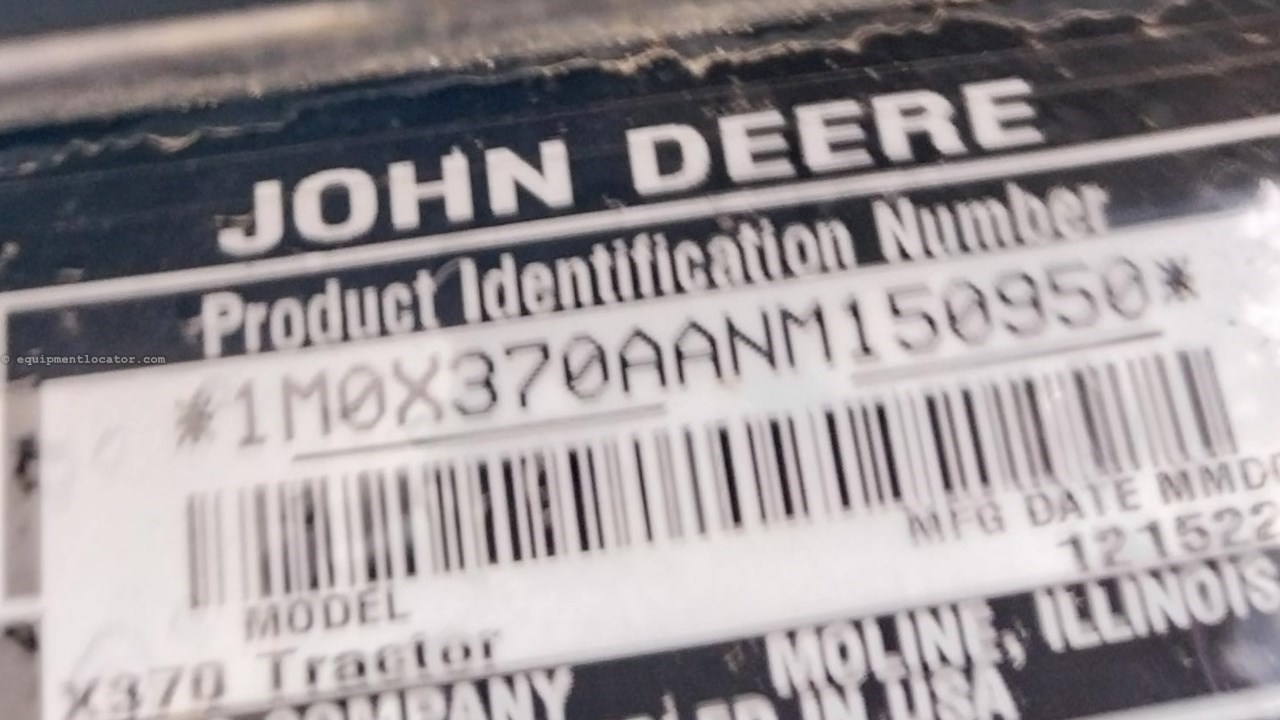 2022 John Deere X370 Image 10