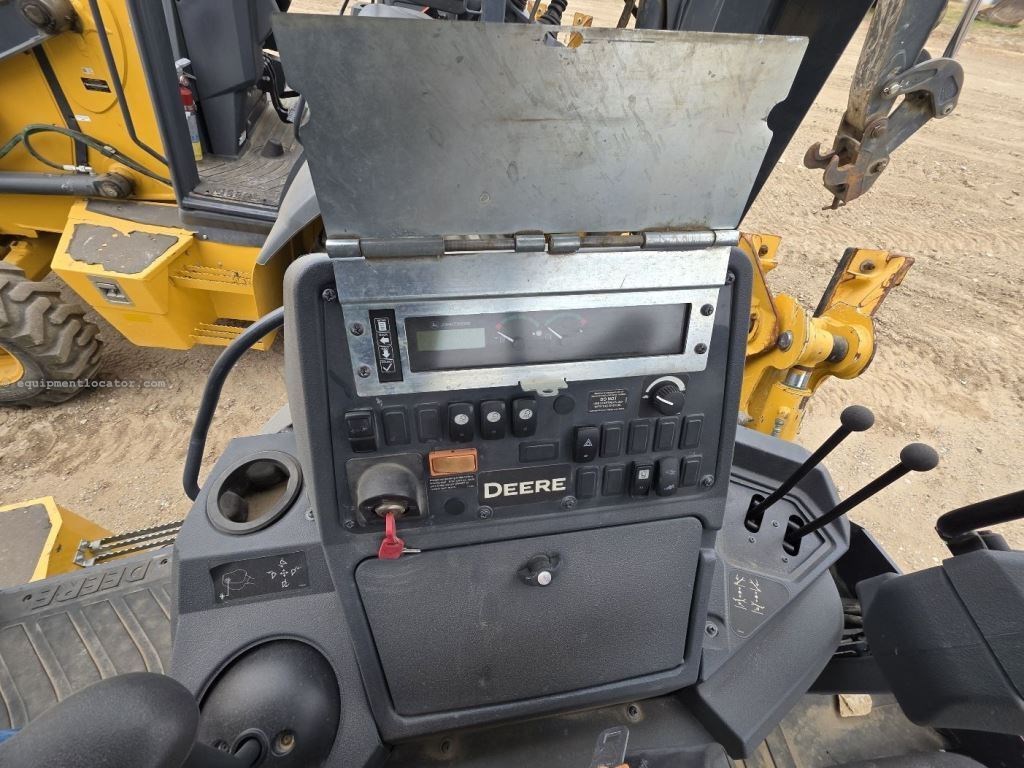 2023 John Deere 310L Image 37