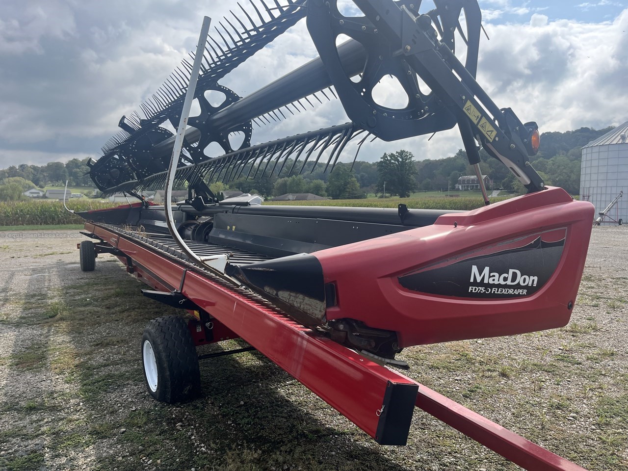 2014 MacDon FD75-40 Image 6