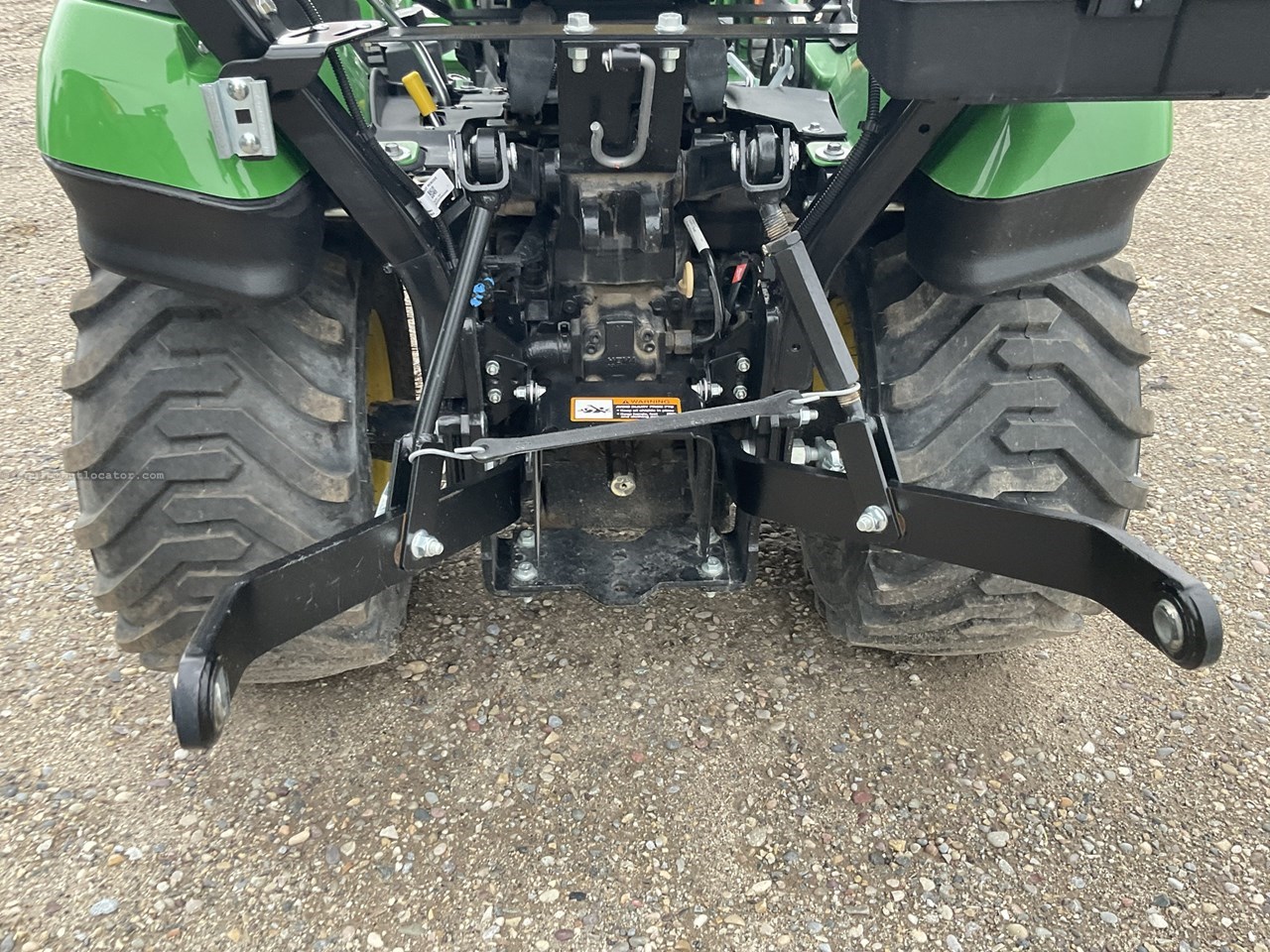 2023 John Deere 1025R Image 10