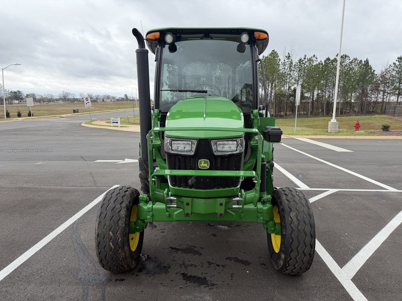 2023 John Deere 5075E Image 3