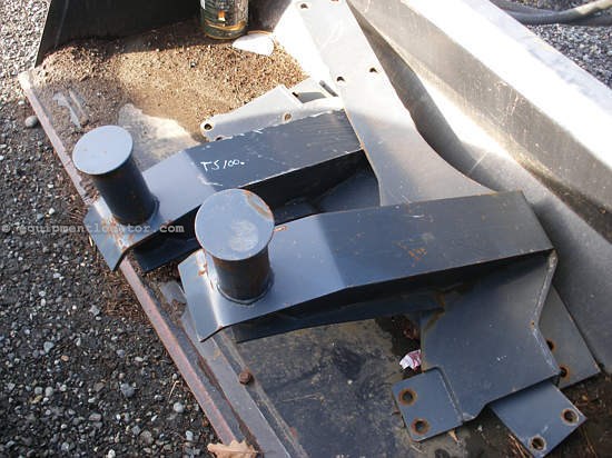 New Holland 73 Image 2